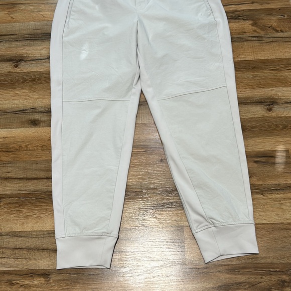 ATHLETA  WOMENS HEADLANDS HYBRID TREK JOGGER PANTS CREAM PULLON SIZE 16 - Picture 4 of 10